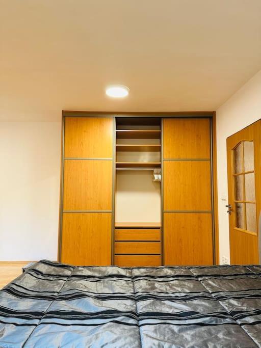 Family-Friendly Prague 5 Stay Kültér fotó